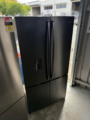 Factory second Westinghouse 541L French Door Fridge – Dark Stainless Steel (Model: WQE6060BB) - Second Hand Appliances Geebung